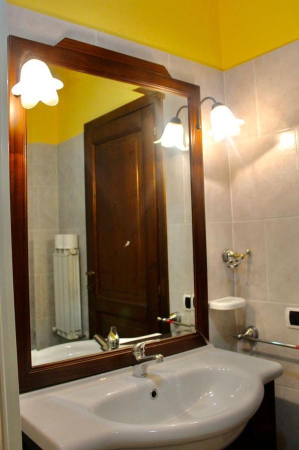 Palazzo Contini Appartamento Piobbico Esterno foto